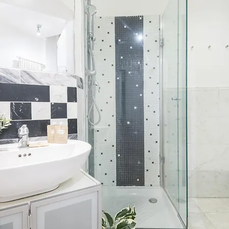 Easylife - Comfort Moderno In Porta Venezia Apartment